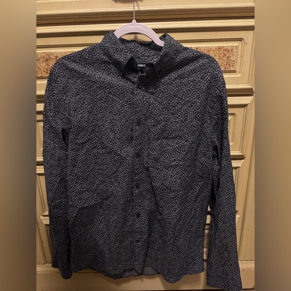 EXPRESS - Picture 2 of 7